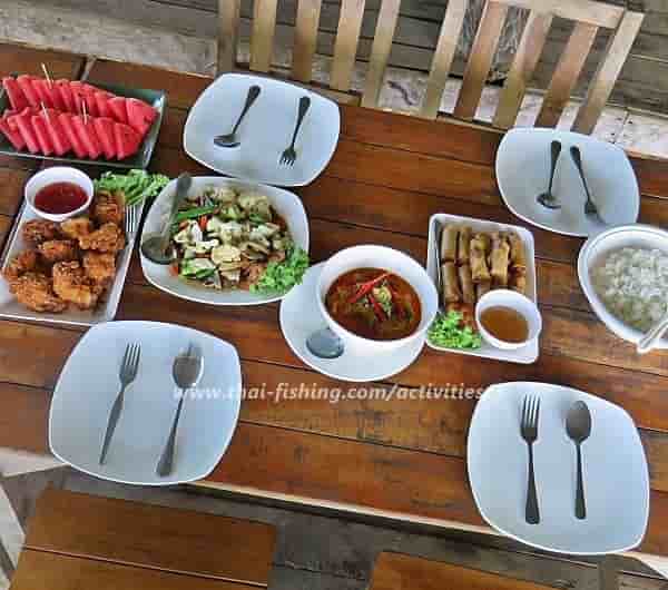 Sightseeing Trips to the Best Restaurant on Cheow Lan Lake