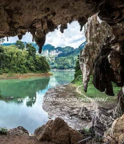 Indgang til Pra Kay Petch Cave ved Cheow Lan Lake