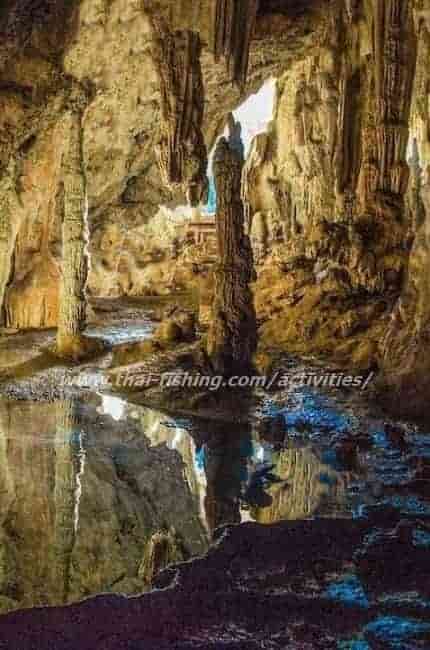 Tur til Nam Talu-grotten i Khao Sok Nationalpark